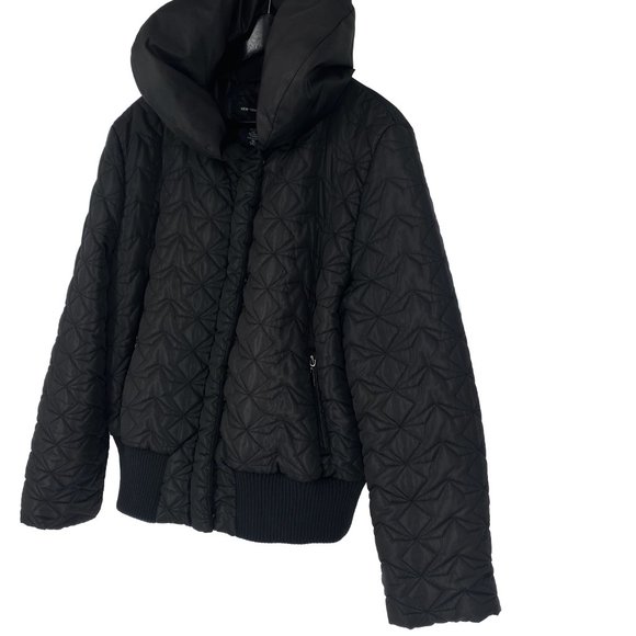 NEW YORK & CO Quilted Star Geometric Bomber Jacket - Picture 3 of 15